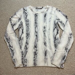 BRODIE fine cashmere grey snake skin print ivory sweater size small